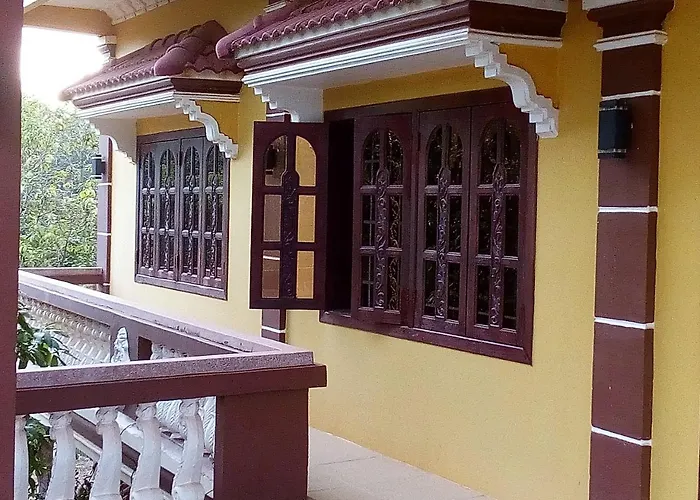 Mango Hotel 3*