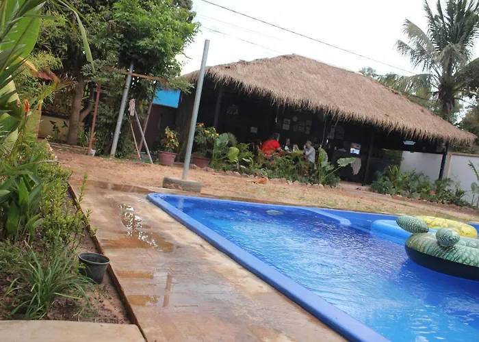 Mango Hotel 3*